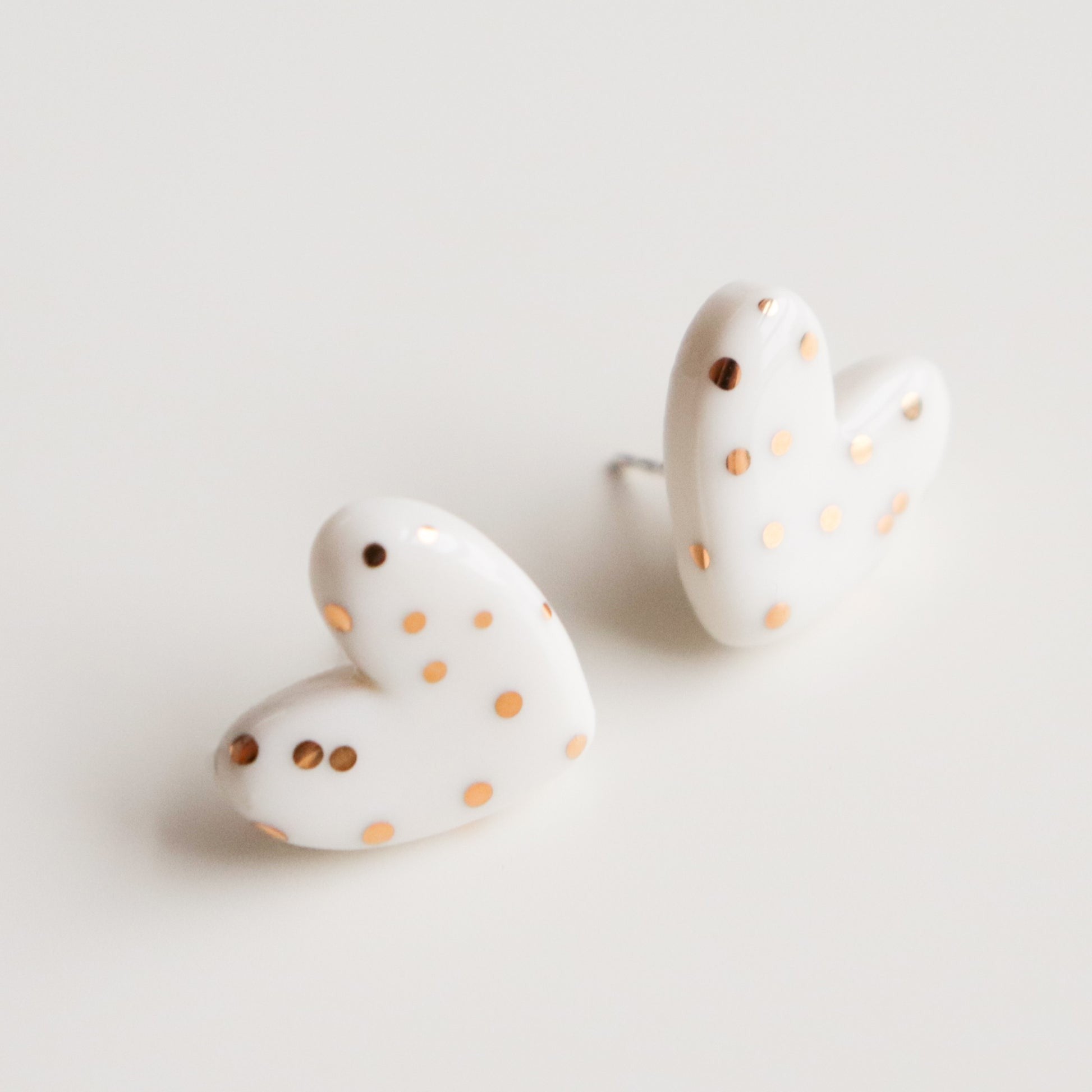 Dotted Porcelain Heart Studs - White