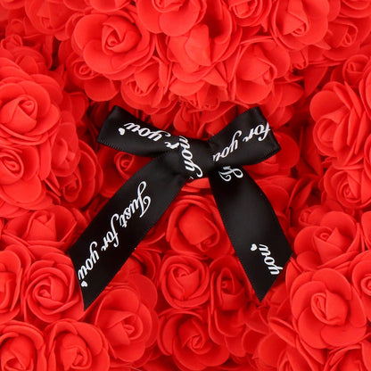 Dekoratyvinis meškiukas iš rožių  HA7224