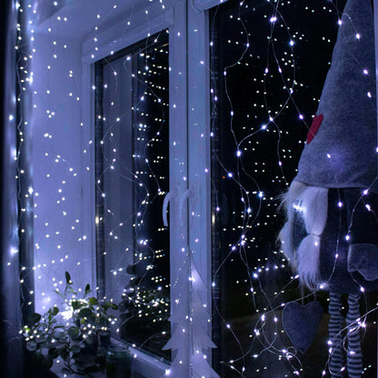 Šviesos užuolaida  CL0184 300 LED girlianda šaltai balta šviesa vidui ir laukui